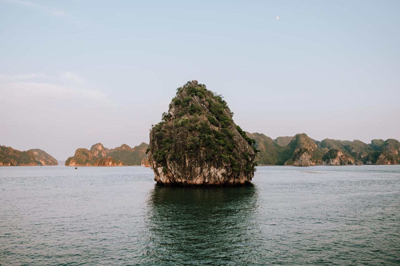 Hotel Cat Ba Bay Cruises Dong Khe Sau Zewnętrze zdjęcie