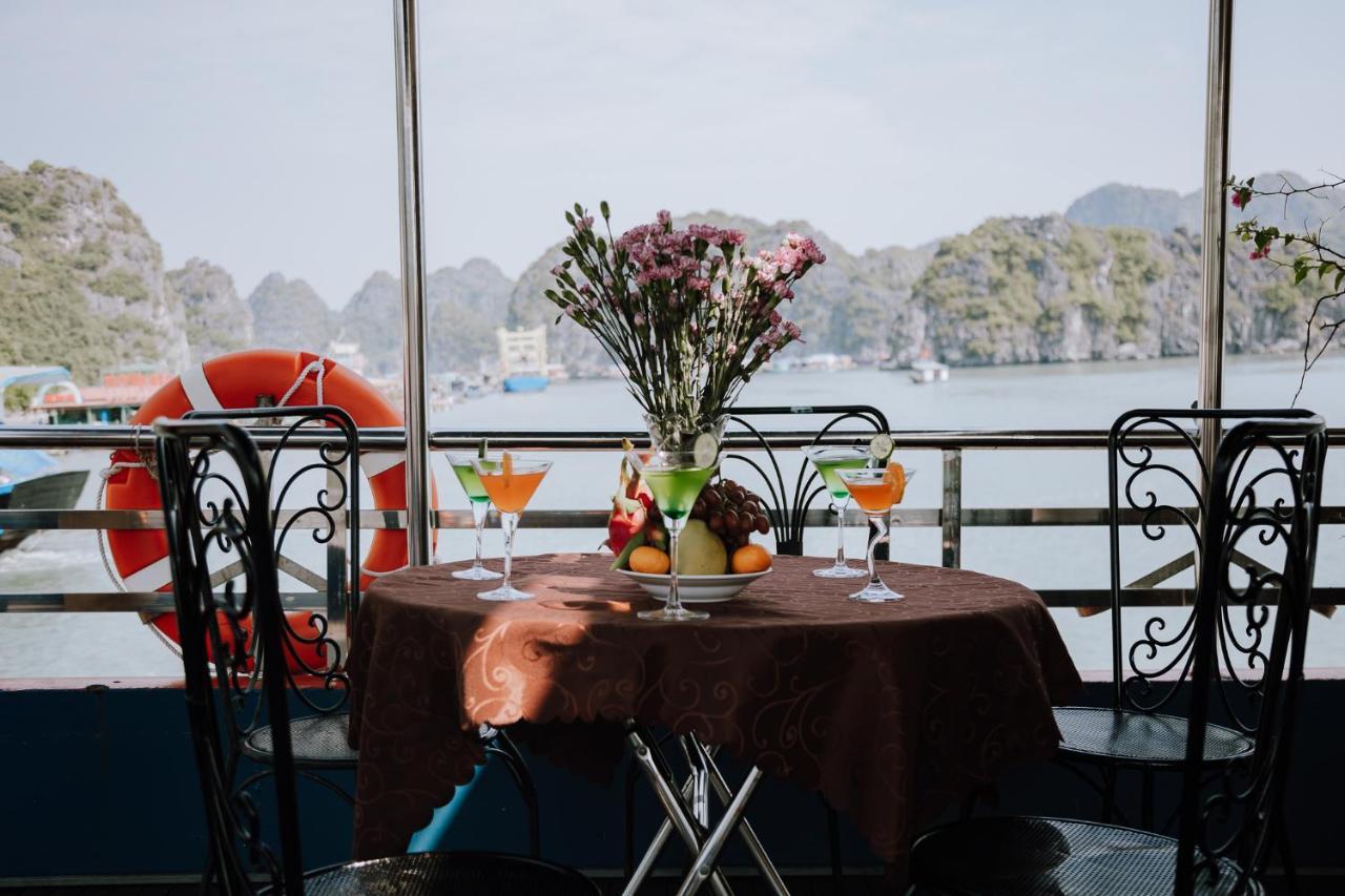 Hotel Cat Ba Bay Cruises Dong Khe Sau Zewnętrze zdjęcie