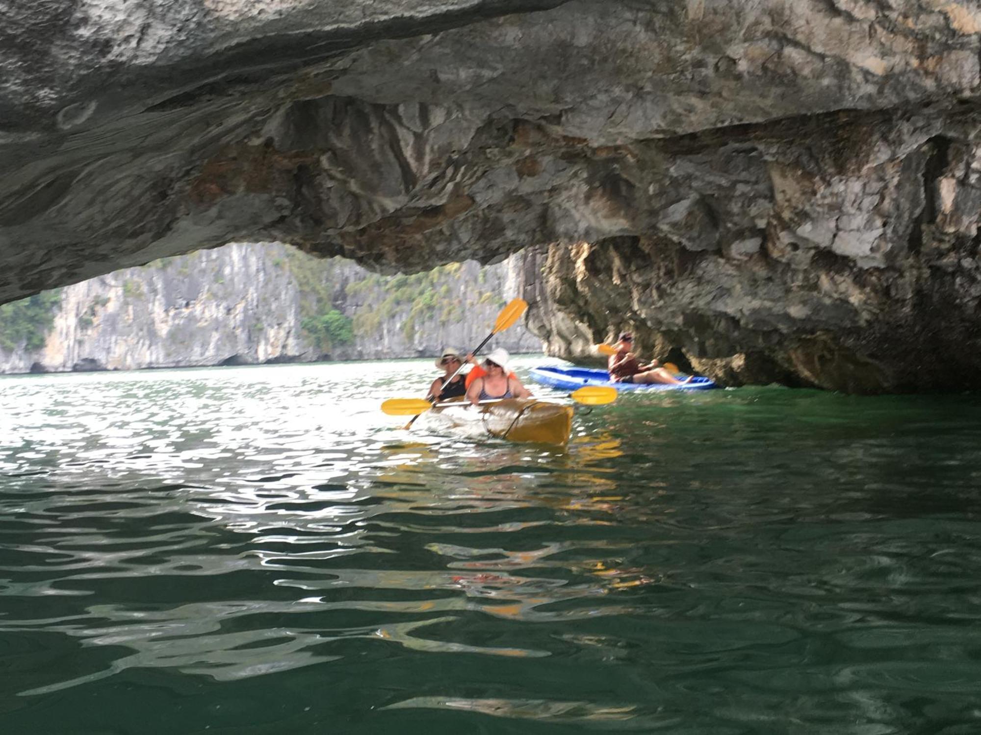 Hotel Cat Ba Bay Cruises Dong Khe Sau Zewnętrze zdjęcie