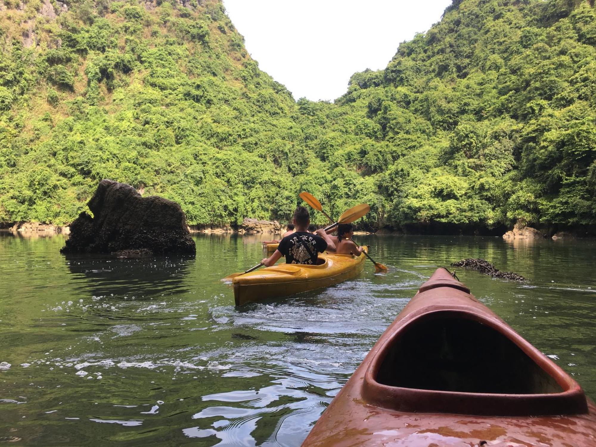 Hotel Cat Ba Bay Cruises Dong Khe Sau Zewnętrze zdjęcie